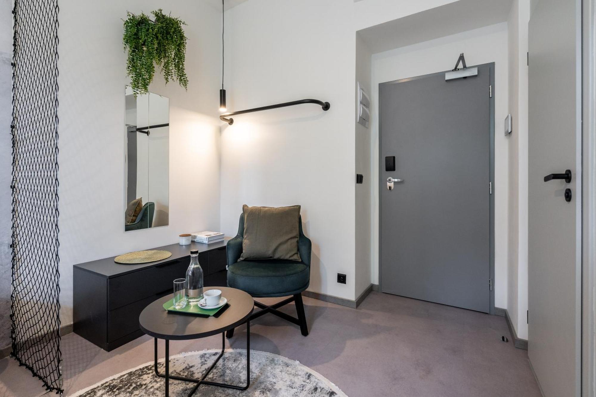 プラハ Honest Karlinアパートホテル 部屋 写真